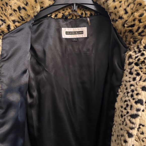 Kristen Blake Faux Fur Animal Print Jacket - Picture 4 of 7